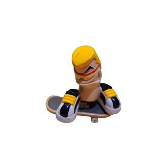 Tech Deck Dude Rusty Magna Skate Crew 2 and Board #40A